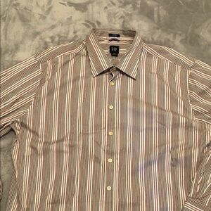 GAP Men's Multicolor Striped Button Down Shirt